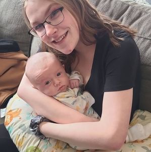 Meet your Posher, Amber